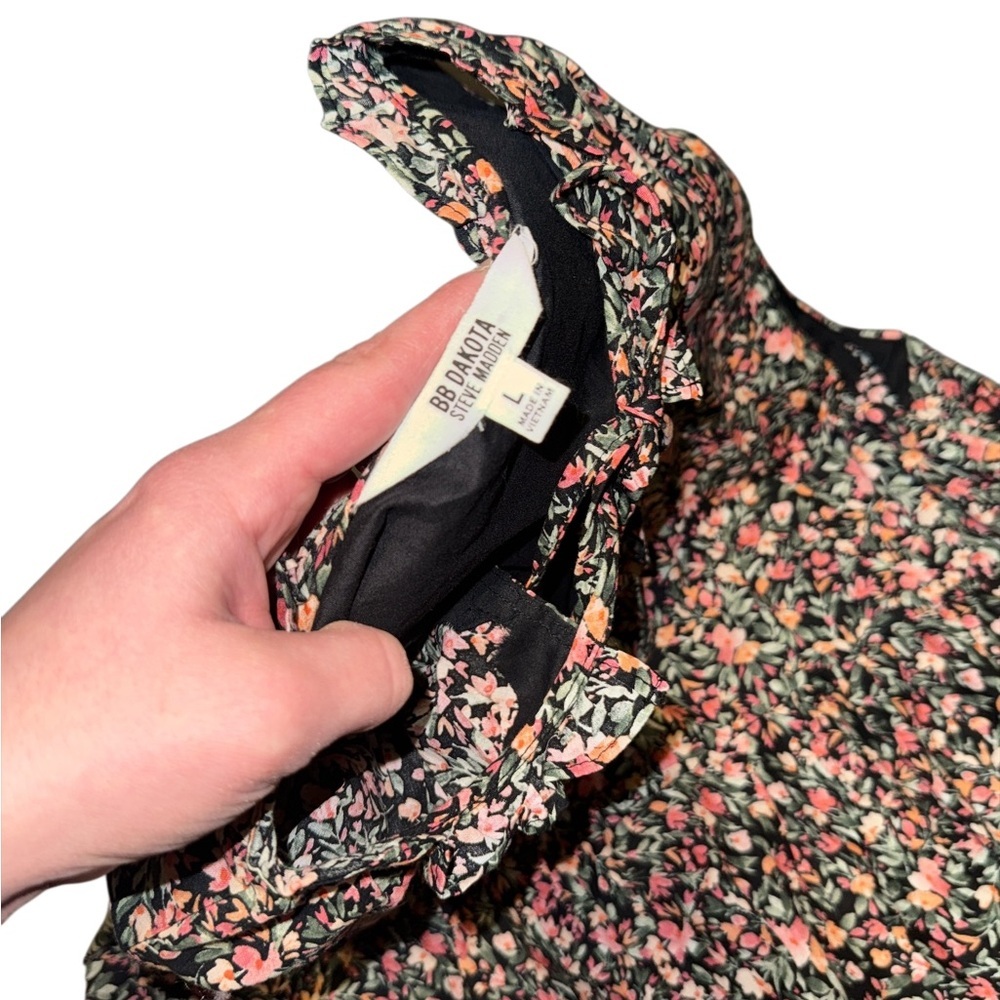 BB Dakota Steve Madden Dress Womens Medium Floral Tiered
Sleeveless Flare - Picture 6 of 7